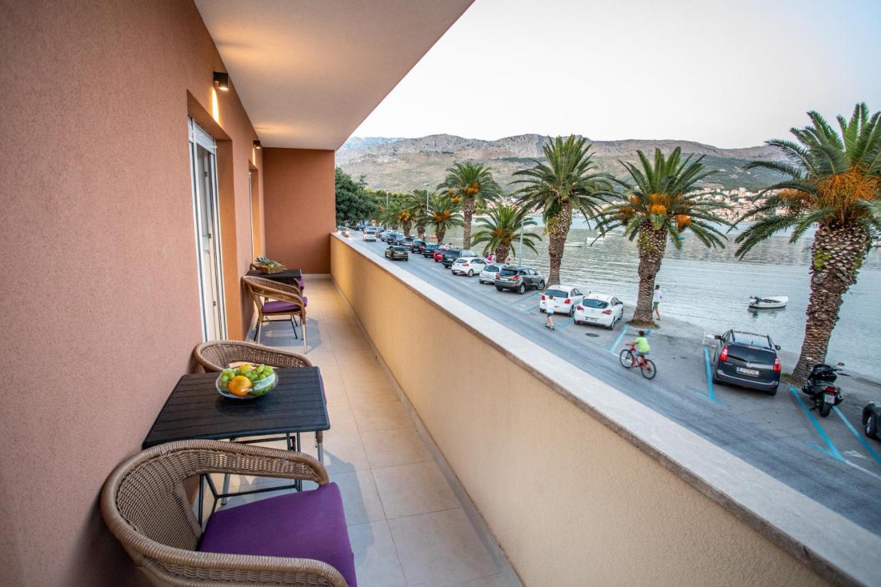 Rooms & Apartments Toni Stobrec Bagian luar foto