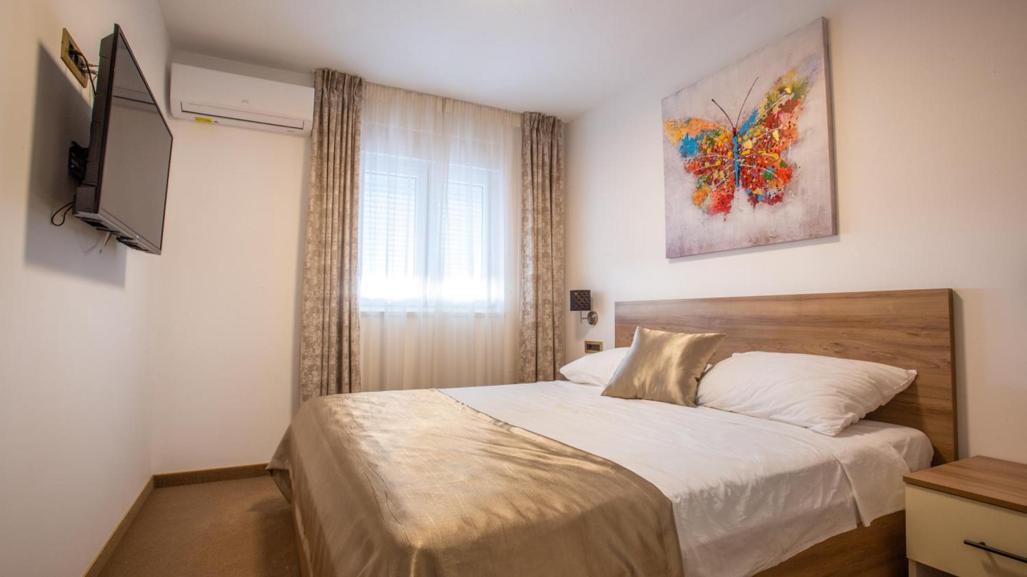 Rooms & Apartments Toni Stobrec Ruang foto
