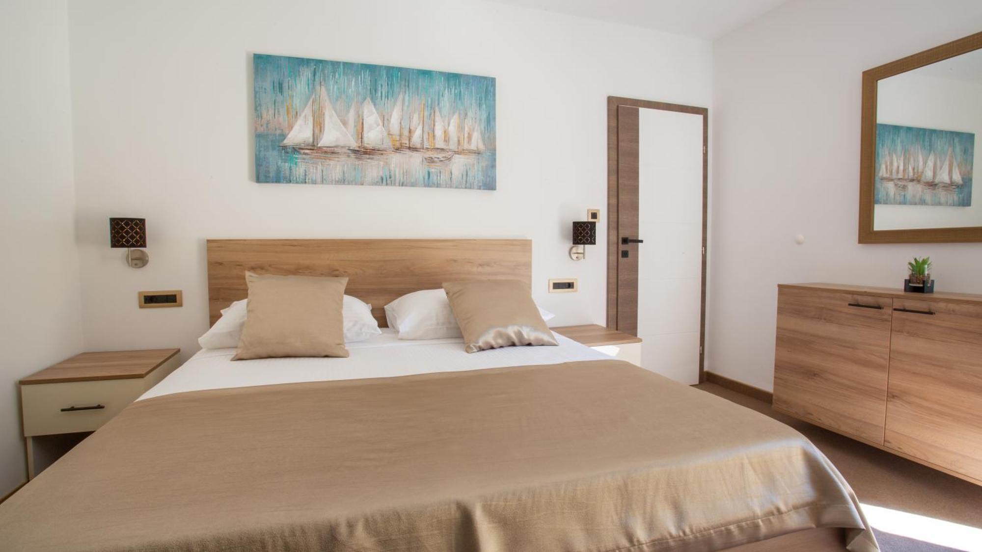 Rooms & Apartments Toni Stobrec Ruang foto